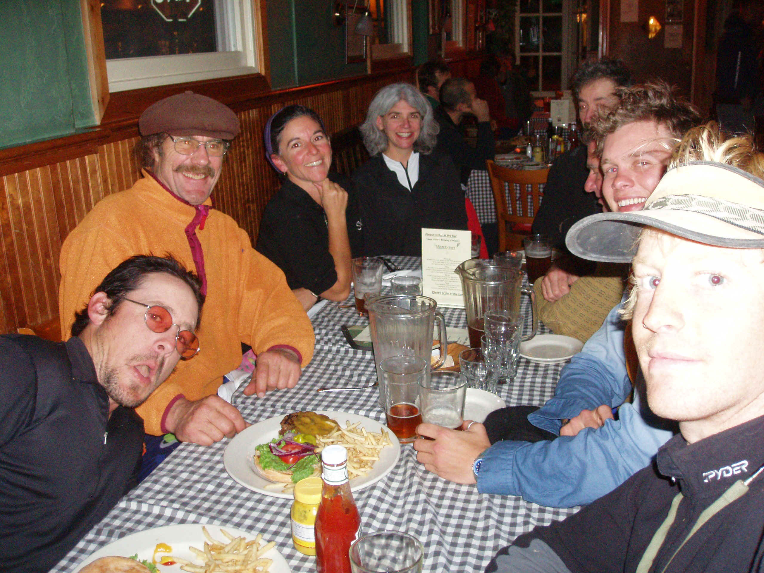 100_0146.JPG (1135325 bytes)