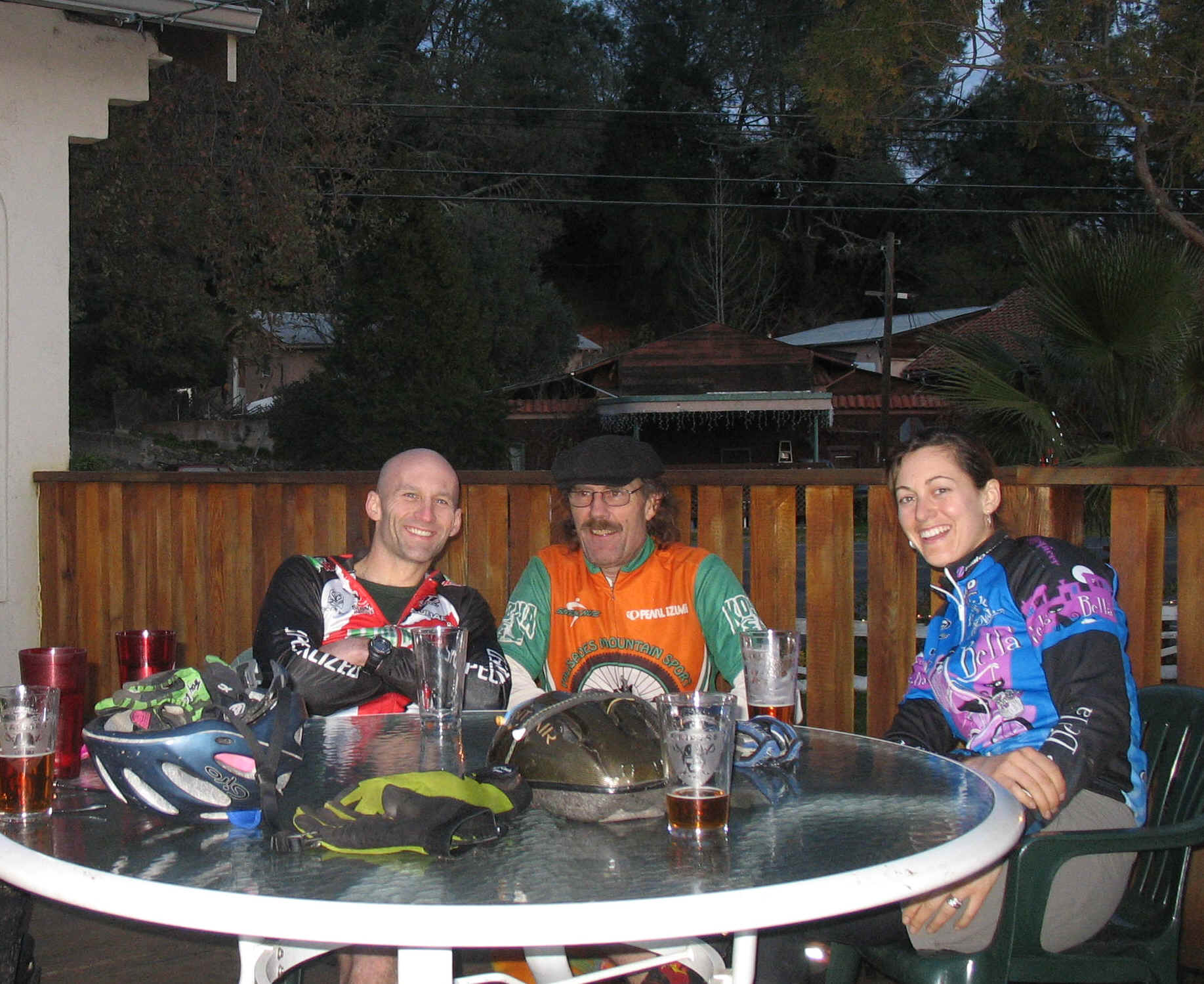 131_3157.JPG (805110 bytes)