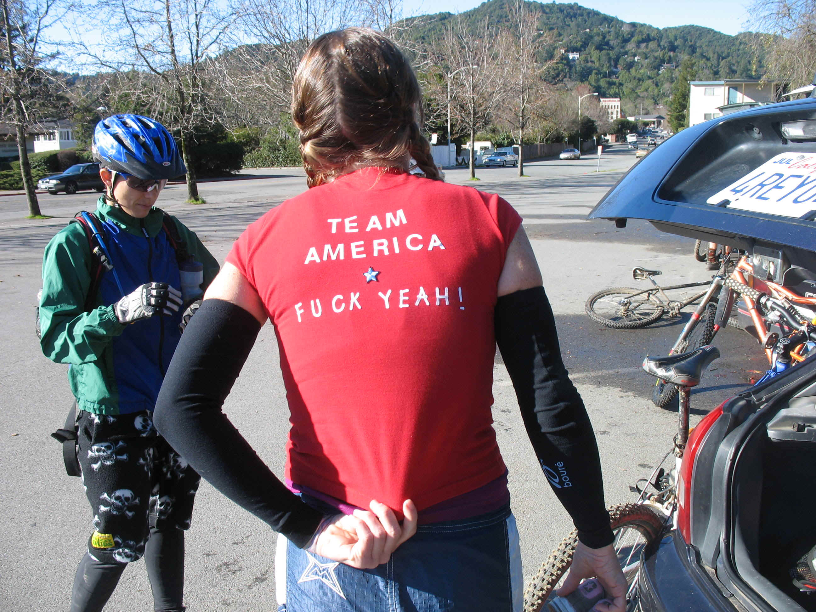 131_3171.JPG (899923 bytes)