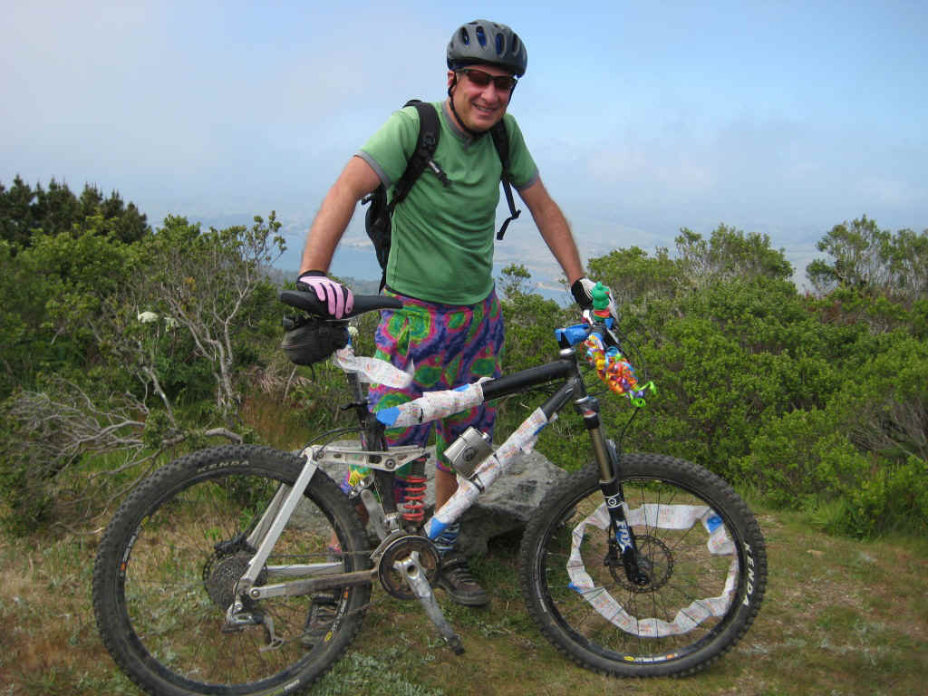 Birthday Bike 1.JPG (271053 bytes)