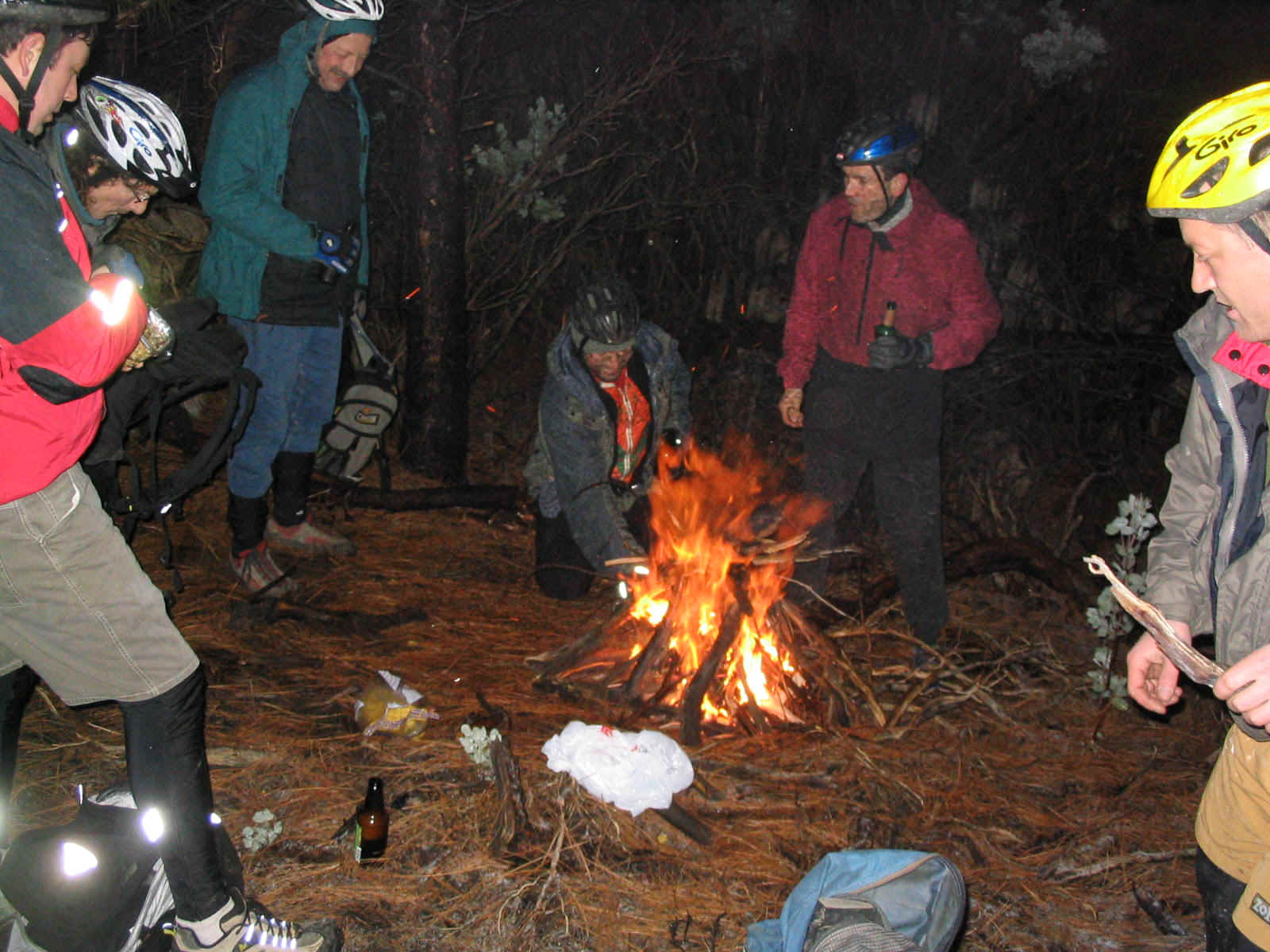 Feb moon 008.jpg (315571 bytes)