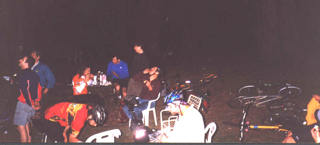 LAF - Dinner scene.BMP (1641462 bytes)