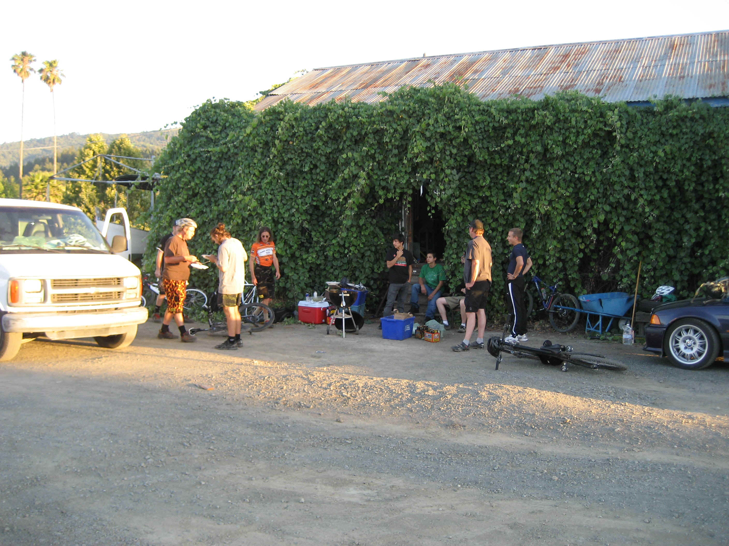 Luna's Dozen011.JPG (851376 bytes)