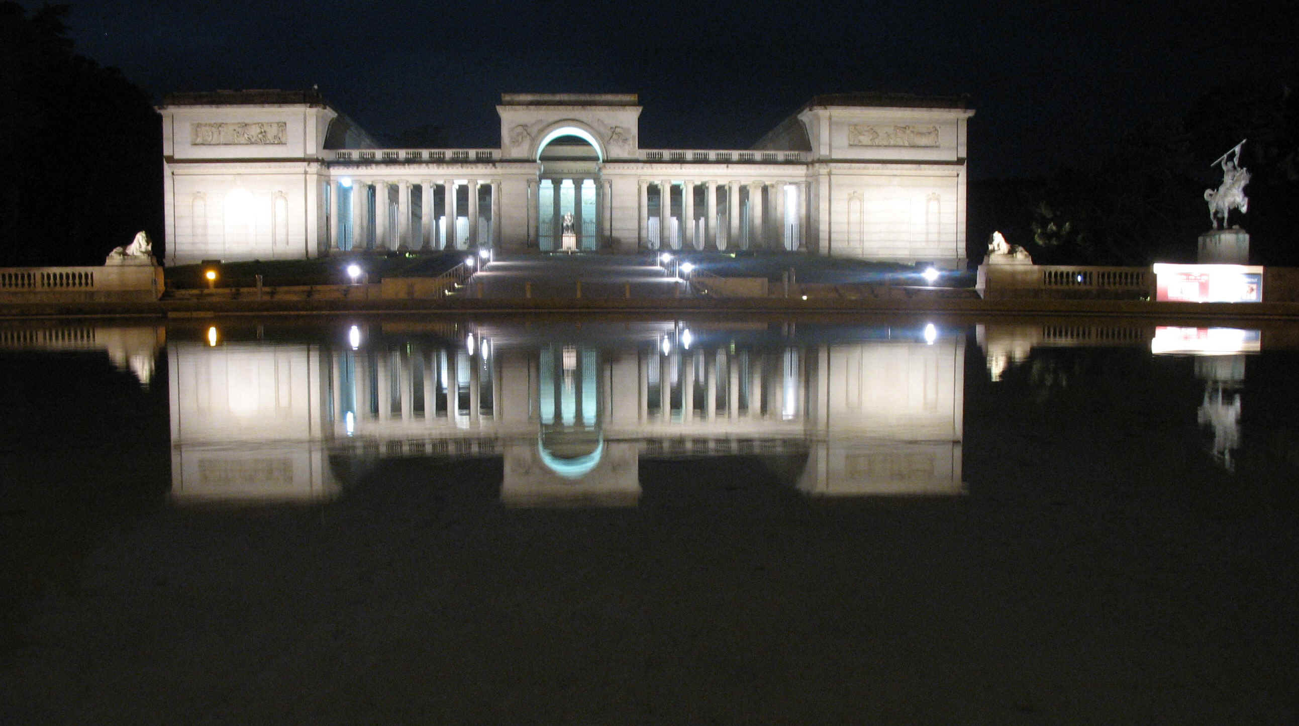 Pal Fine Art.jpg (514801 bytes)