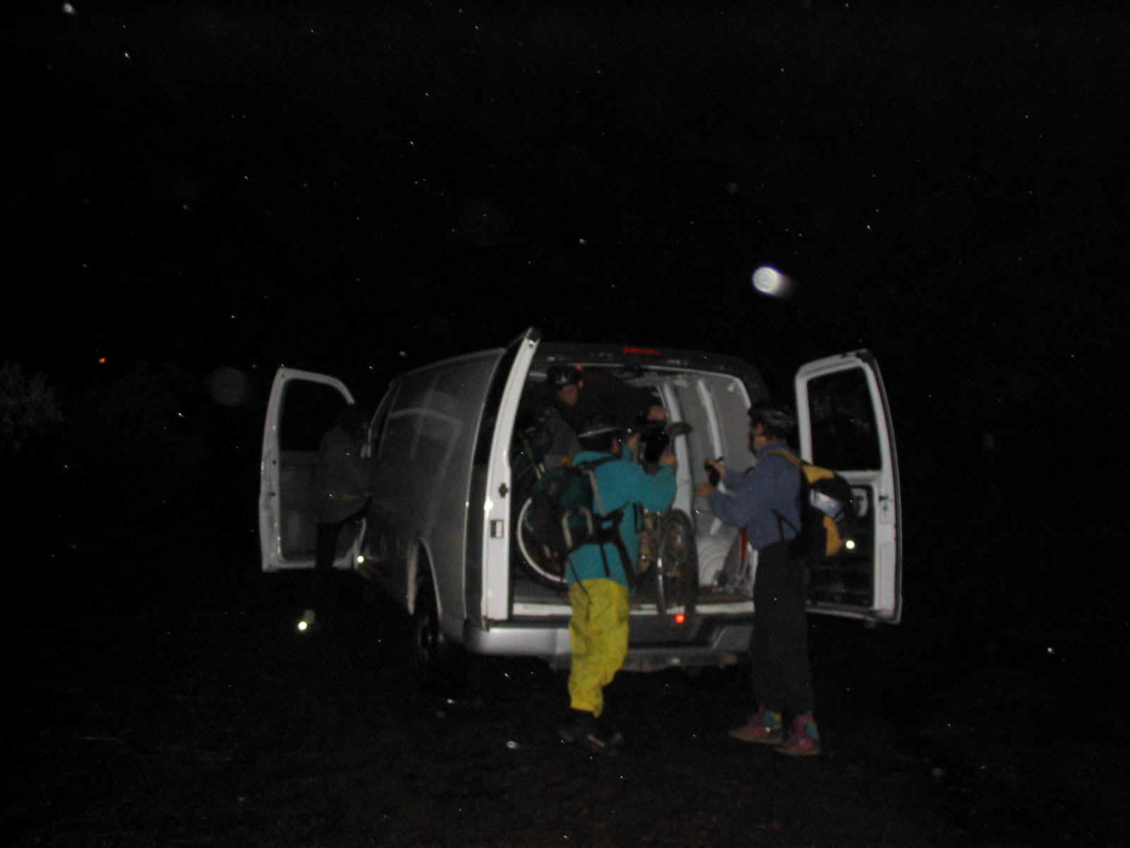 Photos Jan 04 412.jpg (128430 bytes)