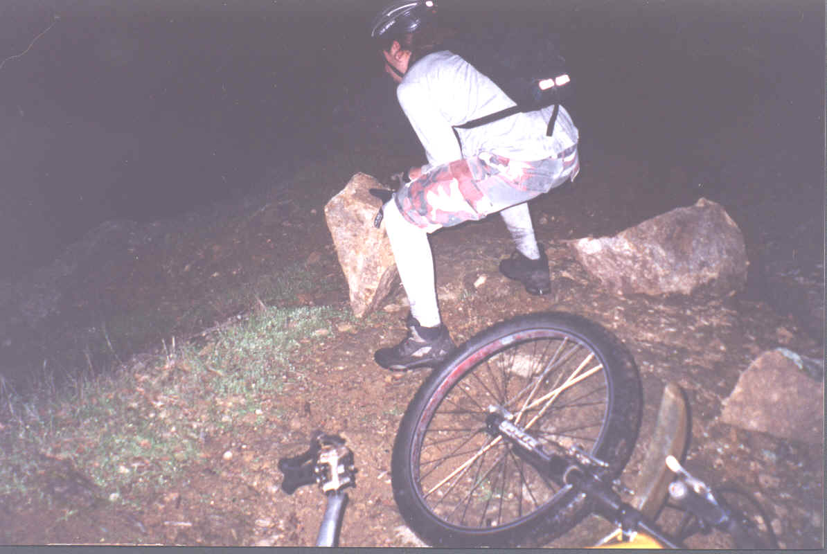 Two Riders - Auriah Trail Maintenance.BMP (2867254 bytes)